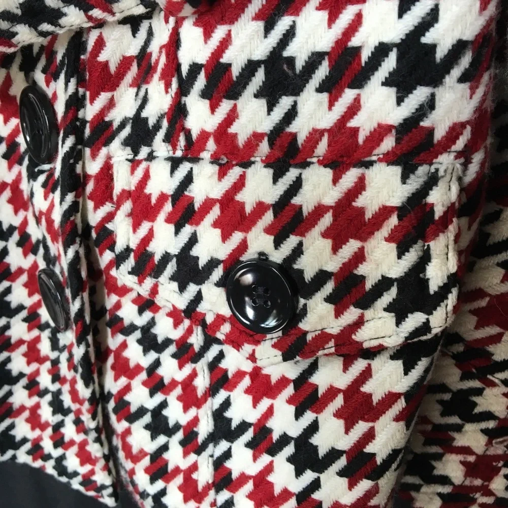 Black red white houndstooth plaid jacket, lots of great details - Picture 11 of 13